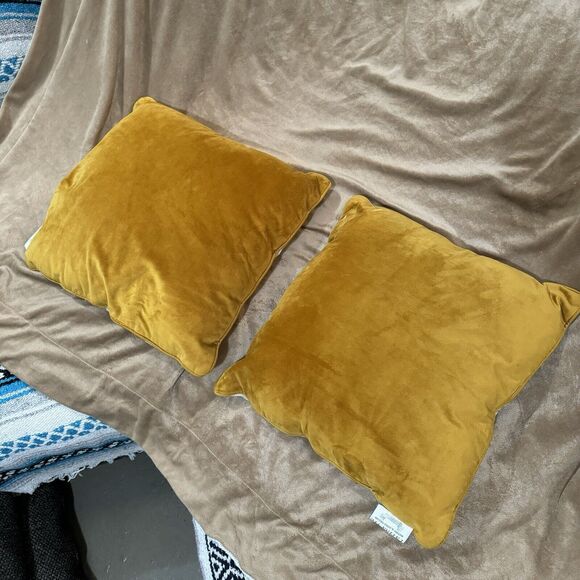 Patina Vie throw pillows yellow velour Pink Heart Embroidery cotton velvet 17" 2 - Picture 10 of 16